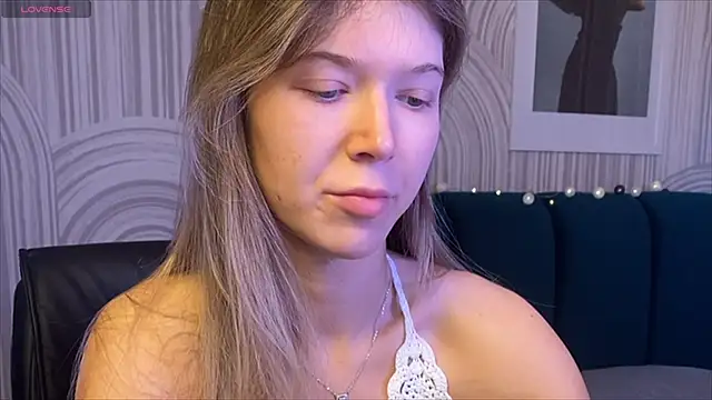 viviann evans online show from November 8, 2025, 1:06 am