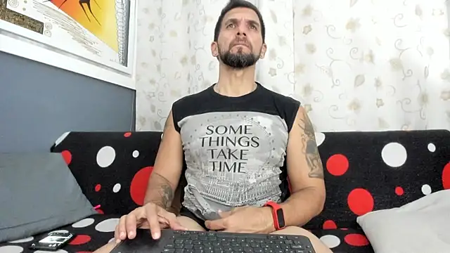 JULESLAKES online show from October 30, 2025, 2:46 am