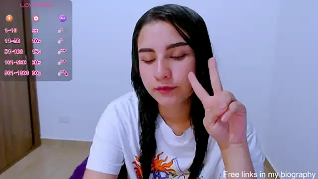 A LittlePrinces online show from February 11, 2025, 9:46 pm