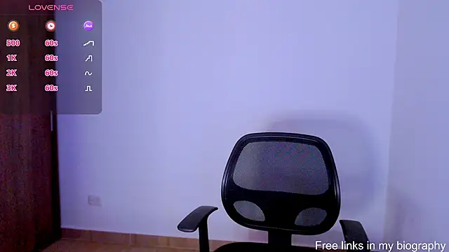 A LittlePrinces online show from February 14, 2025, 7:54 pm