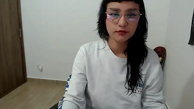 A LittlePrinces online show from March 18, 2025, 3:53 pm