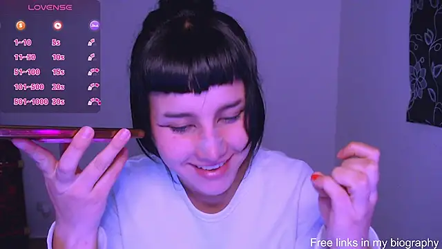 A LittlePrinces online show from March 19, 2025, 1:43 am