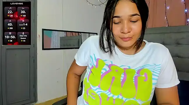 megan kis9 online show from December 6, 2024, 9:46 pm