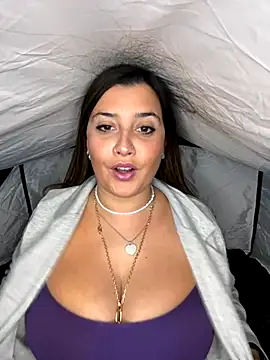 Novababy18 online show from October 3, 2025, 11:02 pm