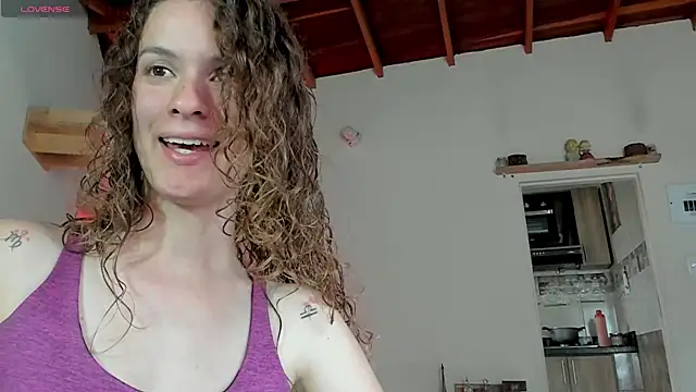 Rainbow leia online show from April 3, 2026, 7:34 pm