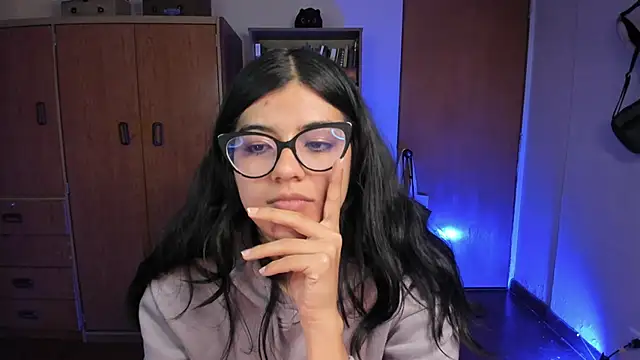 Snapshot of valerie__skyy chatting on January 24, 2025, 4:48 am valerie skyy online show from January 24, 2025, 4:48 am