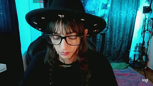 Snapshot of Kizzuky chatting on March 14, 2025, 10:05 pm Kizzuky online show from March 14, 2025, 10:05 pm