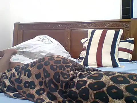 sexy  candyy online show from October 25, 2025, 8:36 pm