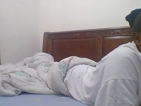 sexy  candyy online show from October 28, 2025, 6:43 pm