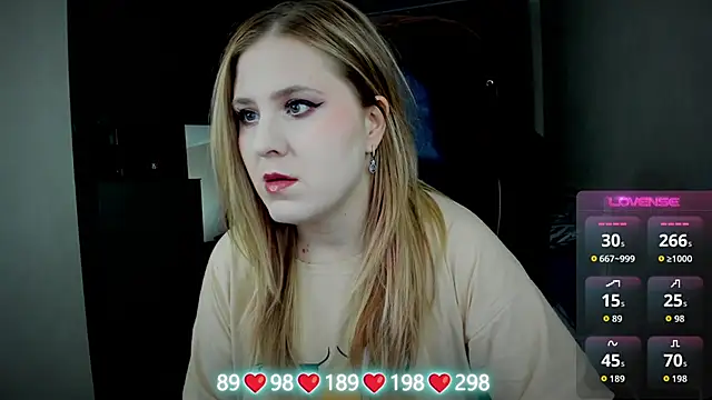 Olivia Munk online show from September 26, 2025, 4:27 am