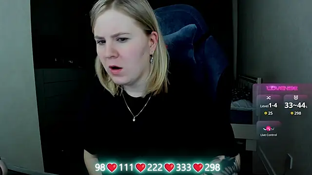 Olivia Munk online show from March 28, 2026, 3:28 am