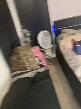 bbwredhead online show from December 5, 2025, 1:47 am