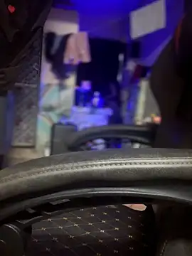 Snapshot of PARI_Hun chatting on February 27, 2026, 9:42 am PARI Hun online show from February 27, 2026, 9:42 am