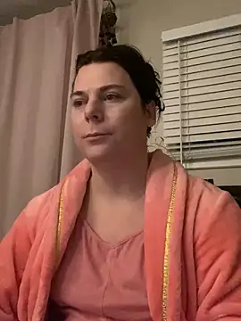 Snapshot of KevieWantsABoobJob chatting on January 14, 2025, 10:59 am KevieWantsABoobJob online show from January 14, 2025, 10:59 am