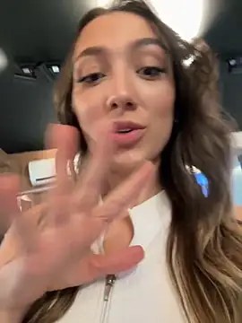 AnnaCastillo  online show from September 12, 2025, 6:30 pm