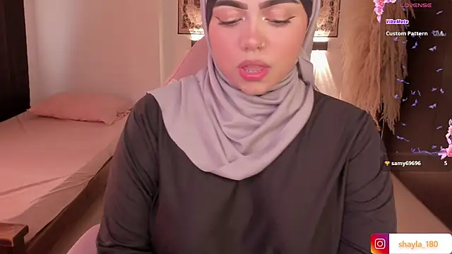 shayla 18 online show from March 22, 2025, 10:04 pm