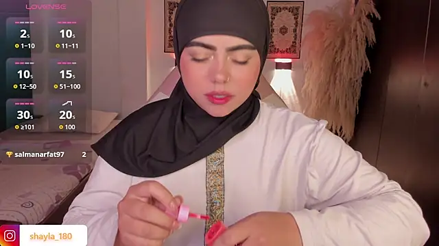 shayla 18 online show from December 20, 2025, 9:33 pm