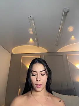 Snapshot of Miss_blue69 chatting on February 18, 2025, 4:48 am Miss blue69 online show from February 18, 2025, 4:48 am