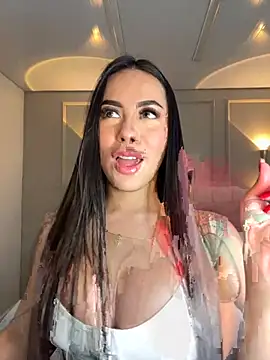 Snapshot of Miss_blue69 chatting on October 7, 2025, 1:36 am Miss blue69 online show from October 7, 2025, 1:36 am