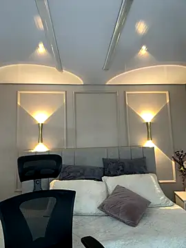 Snapshot of Miss_blue69 chatting on October 8, 2025, 1:36 am Miss blue69 online show from October 8, 2025, 1:36 am