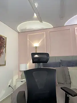 Miss blue69 online show from April 14, 2026, 1:44 am