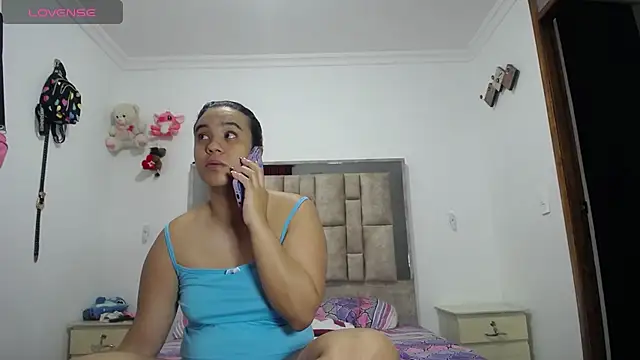 tiffany  pink online show from November 29, 2025, 4:54 pm