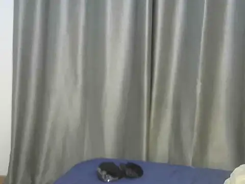 Snapshot of East_queen chatting on February 16, 2025, 3:48 pm East queen online show from February 16, 2025, 3:48 pm