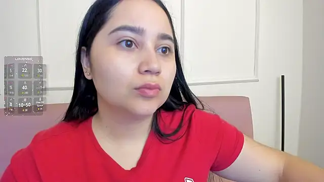 Amaraevans  online show from September 13, 2025, 1:33 pm