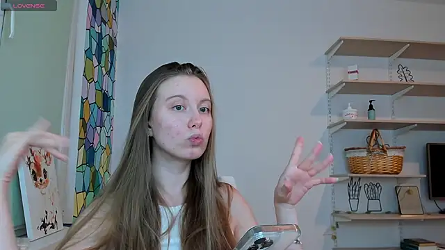 Peggy Beauty online show from October 28, 2025, 9:50 pm