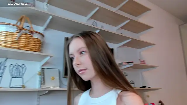 Peggy Beauty online show from March 13, 2026, 5:36 am