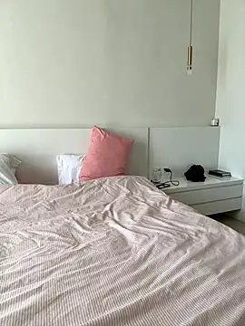 Snapshot of Nura_n_Sarah chatting on September 24, 2025, 3:10 am Nura n Sarah online show from September 24, 2025, 3:10 am