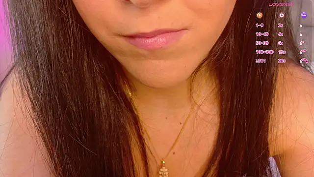 smiling  girl2 online show from February 26, 2026, 6:07 pm