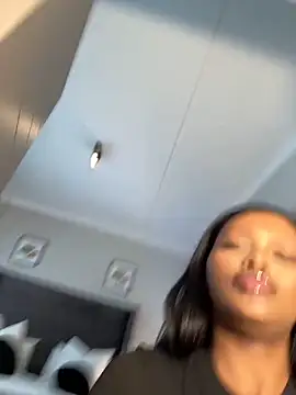 Neelo-Smith online show from December 7, 2024, 6:43 am