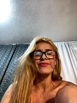 Snapshot of SahoryHorny chatting on September 30, 2025, 5:07 pm SahoryHorny online show from September 30, 2025, 5:07 pm