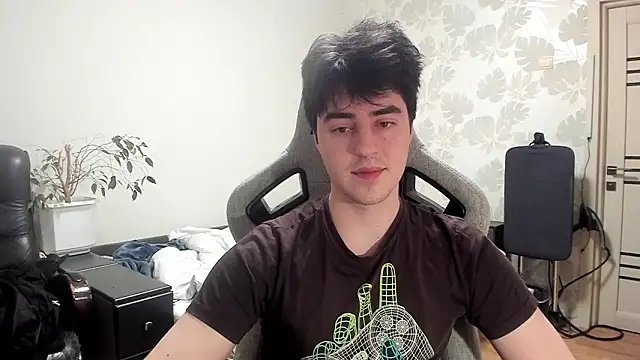 Snapshot of Knuckles17 chatting on February 15, 2026, 4:14 pm Knuckles17 online show from February 15, 2026, 4:14 pm