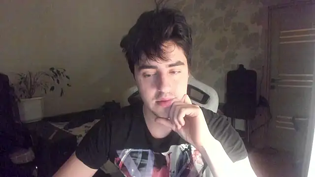 Snapshot of Knuckles17 chatting on February 21, 2026, 5:47 pm Knuckles17 online show from February 21, 2026, 5:47 pm