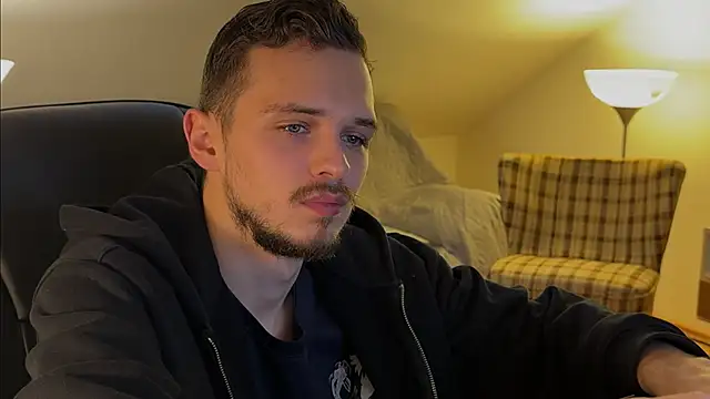 Snapshot of naked_psy chatting on December 1, 2025, 2:00 pm naked psy online show from December 1, 2025, 2:00 pm