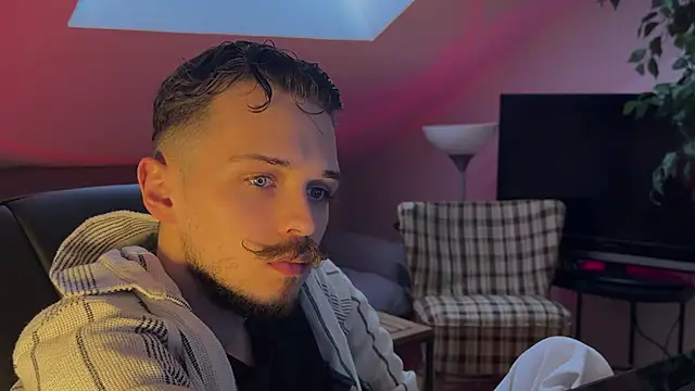 Snapshot of naked_psy chatting on February 28, 2026, 1:56 pm naked psy online show from February 28, 2026, 1:56 pm