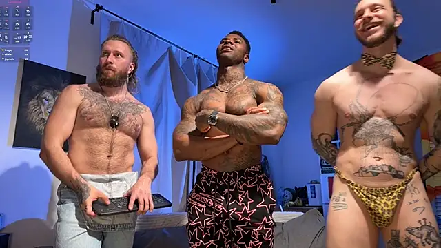 rusbigpaul online show from April 15, 2026, 7:58 pm