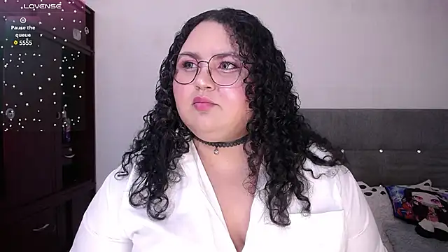 luisianacoxx online show from December 13, 2024, 12:53 am