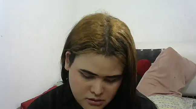 Snapshot of antonellasex1998 chatting on December 21, 2024, 5:03 am antonellasex1998 online show from December 21, 2024, 5:03 am