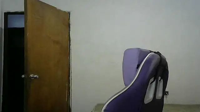 Snapshot of antonellasex1998 chatting on October 9, 2025, 12:08 am antonellasex1998 online show from October 9, 2025, 12:08 am