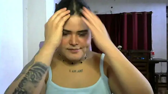 Snapshot of antonellasex1998 chatting on November 5, 2025, 12:54 am antonellasex1998 online show from November 5, 2025, 12:54 am