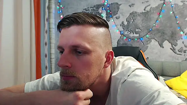 Snapshot of VikingChrisss chatting on January 3, 2025, 1:14 pm VikingChrisss online show from January 3, 2025, 1:14 pm