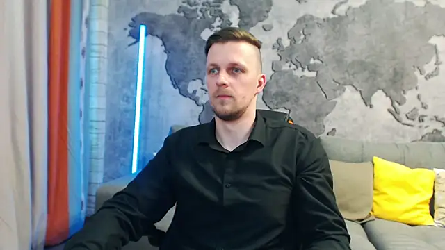 Snapshot of VikingChrisss chatting on March 22, 2025, 12:35 pm VikingChrisss online show from March 22, 2025, 12:35 pm