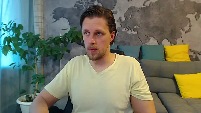 Snapshot of VikingChrisss chatting on April 18, 2026, 8:29 am VikingChrisss online show from April 18, 2026, 8:29 am