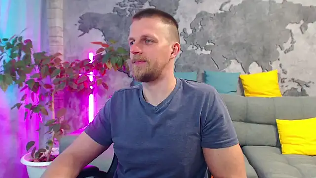 Snapshot of VikingChrisss chatting on May 25, 2026, 8:42 am VikingChrisss online show from May 25, 2026, 8:42 am