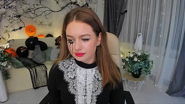 Snapshot of MiracleCurly chatting on October 31, 2025, 4:41 pm MiracleCurly online show from October 31, 2025, 4:41 pm