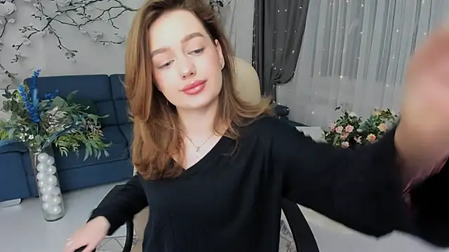 MiracleCurly online show from March 2, 2026, 7:32 pm