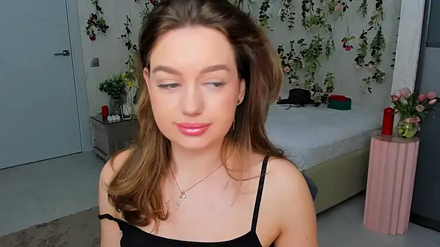 MiracleCurly online show from March 16, 2026, 4:11 pm